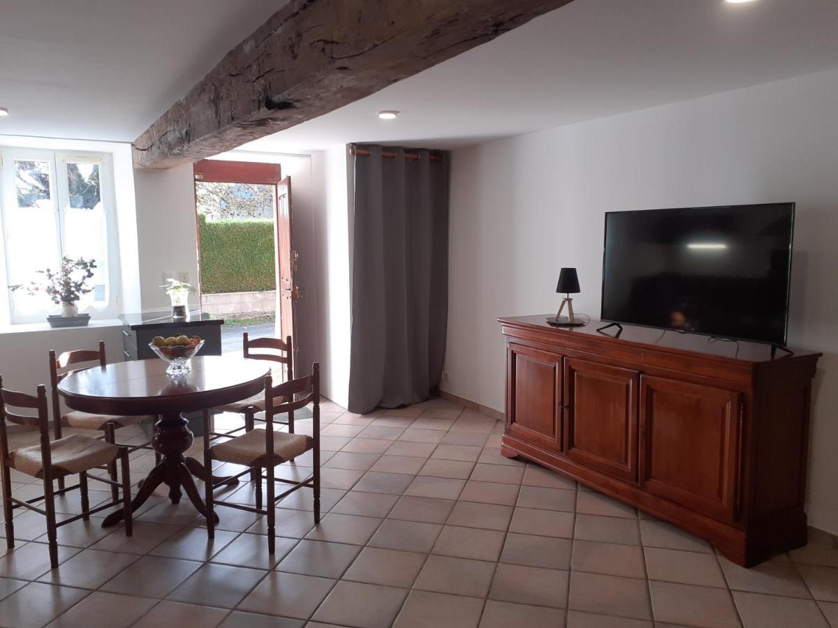 Dans La Maison D'A Cote Azerables Exterior photo